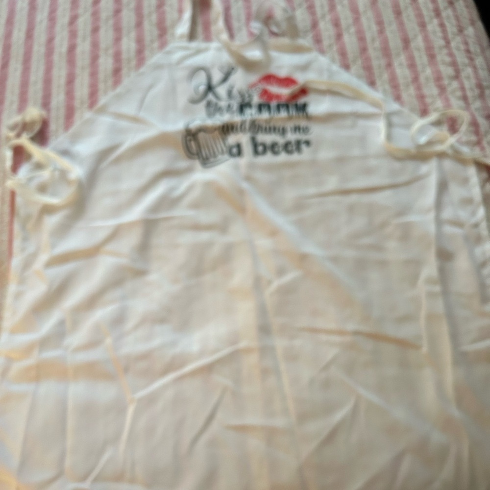 White apron kiss the cook and bring me a beer- handmade- new
